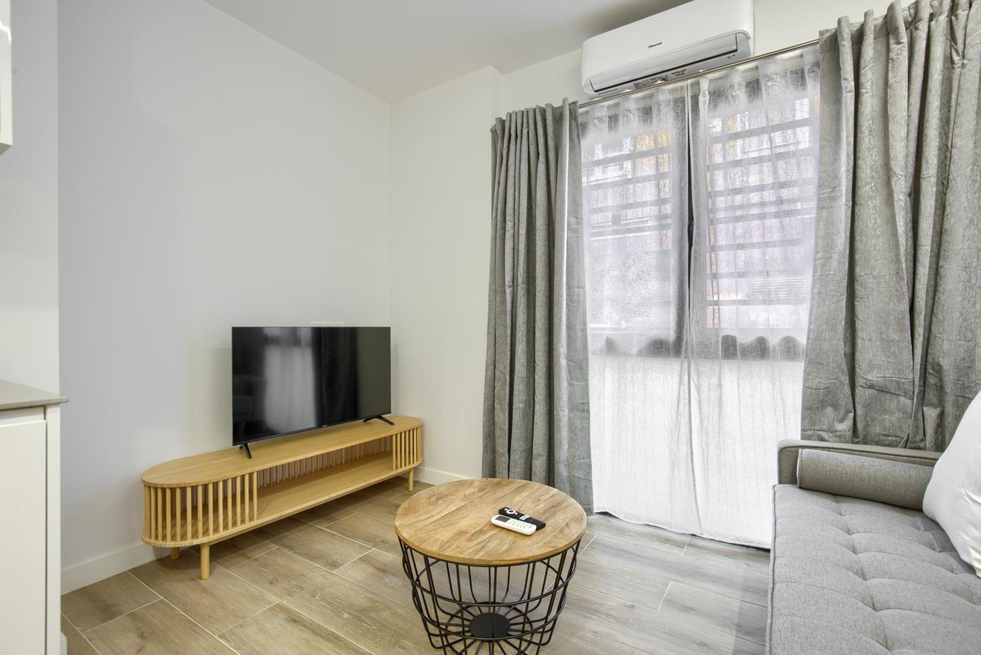 Dobo Madrid Numancia Apartment Exterior photo